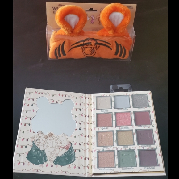 Winnie the Pooh Eye Palette & Tigger Spa Headband - Picture 3 of 3